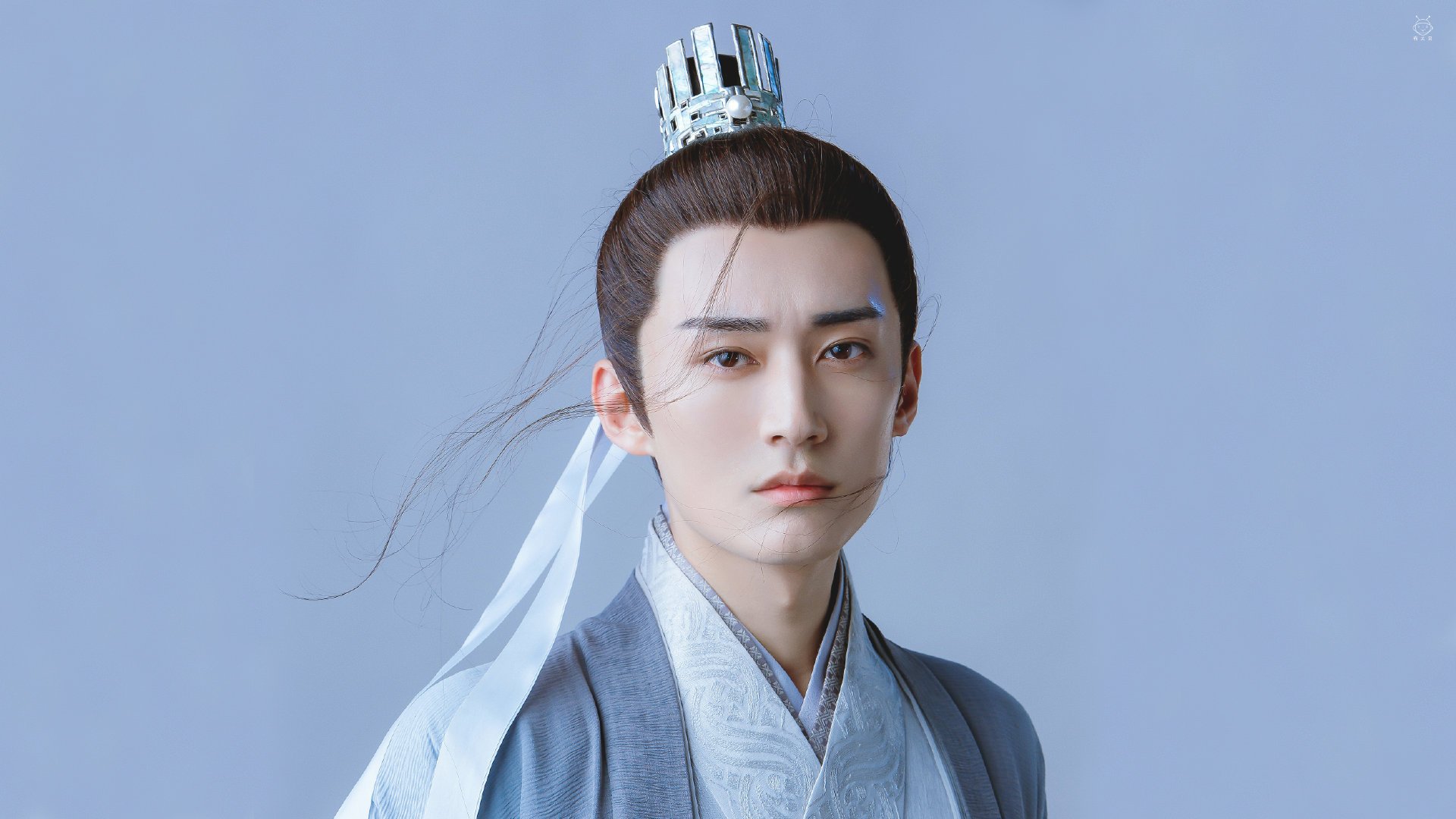 青少年登山挑战赛，攀越高峰的勇气，青少年探险攀爬乐园