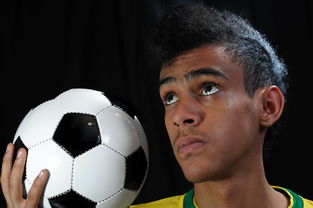 世俱杯官网-NBA最佳新秀竞争激烈 三人数据旗鼓相当，nba最佳新秀含金量