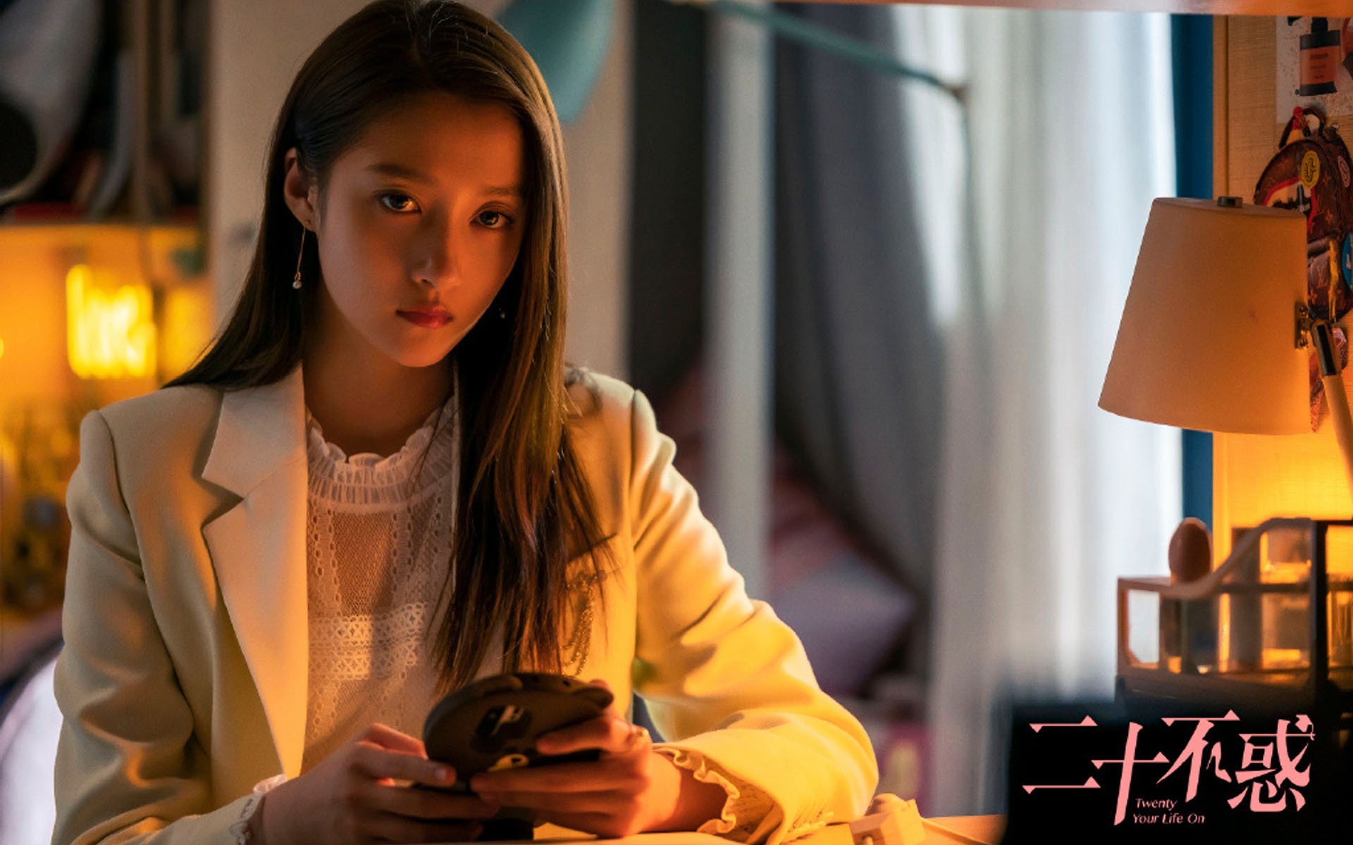 单后腰支点撑起中场框架,单后腰阵型